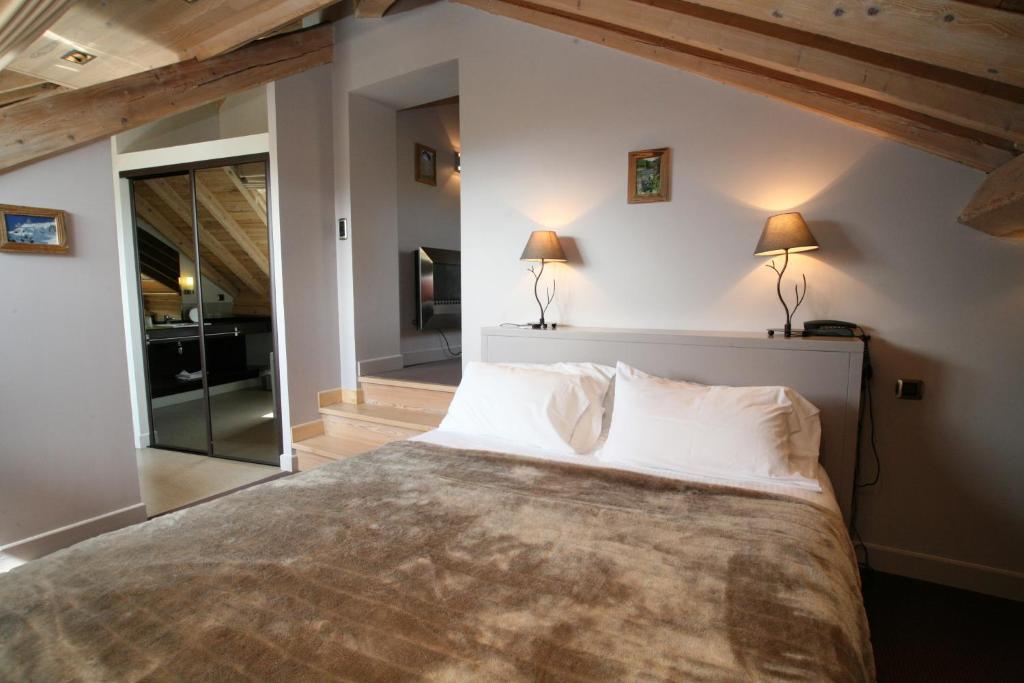 Hotel Corrieu La Llagonne Δωμάτιο φωτογραφία