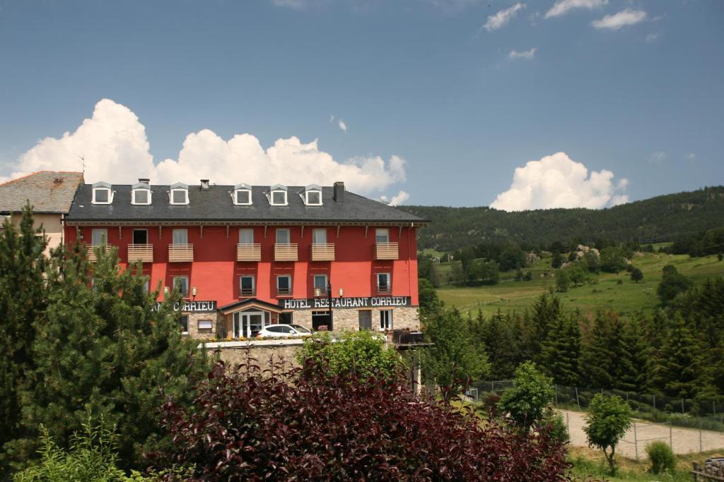 Hotel Corrieu La Llagonne Εξωτερικό φωτογραφία