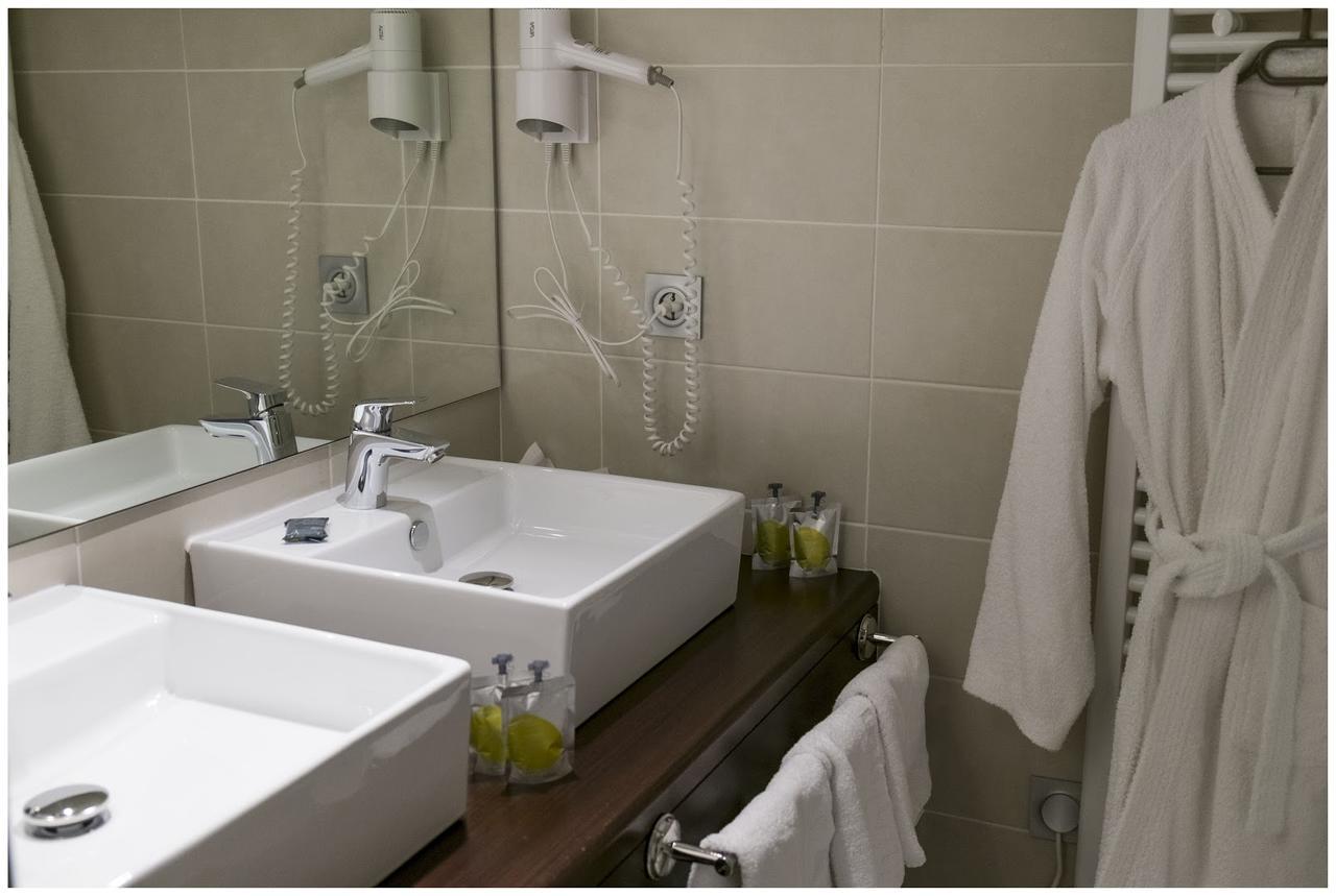 Hotel Corrieu La Llagonne Εξωτερικό φωτογραφία